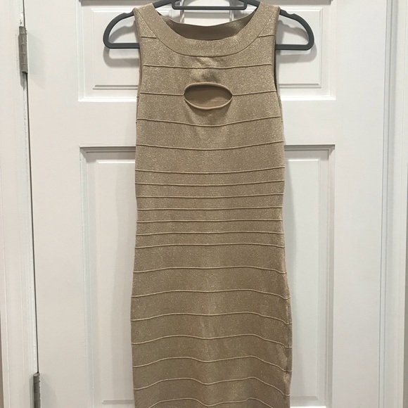 Long pink gown - Picture 5 of 8